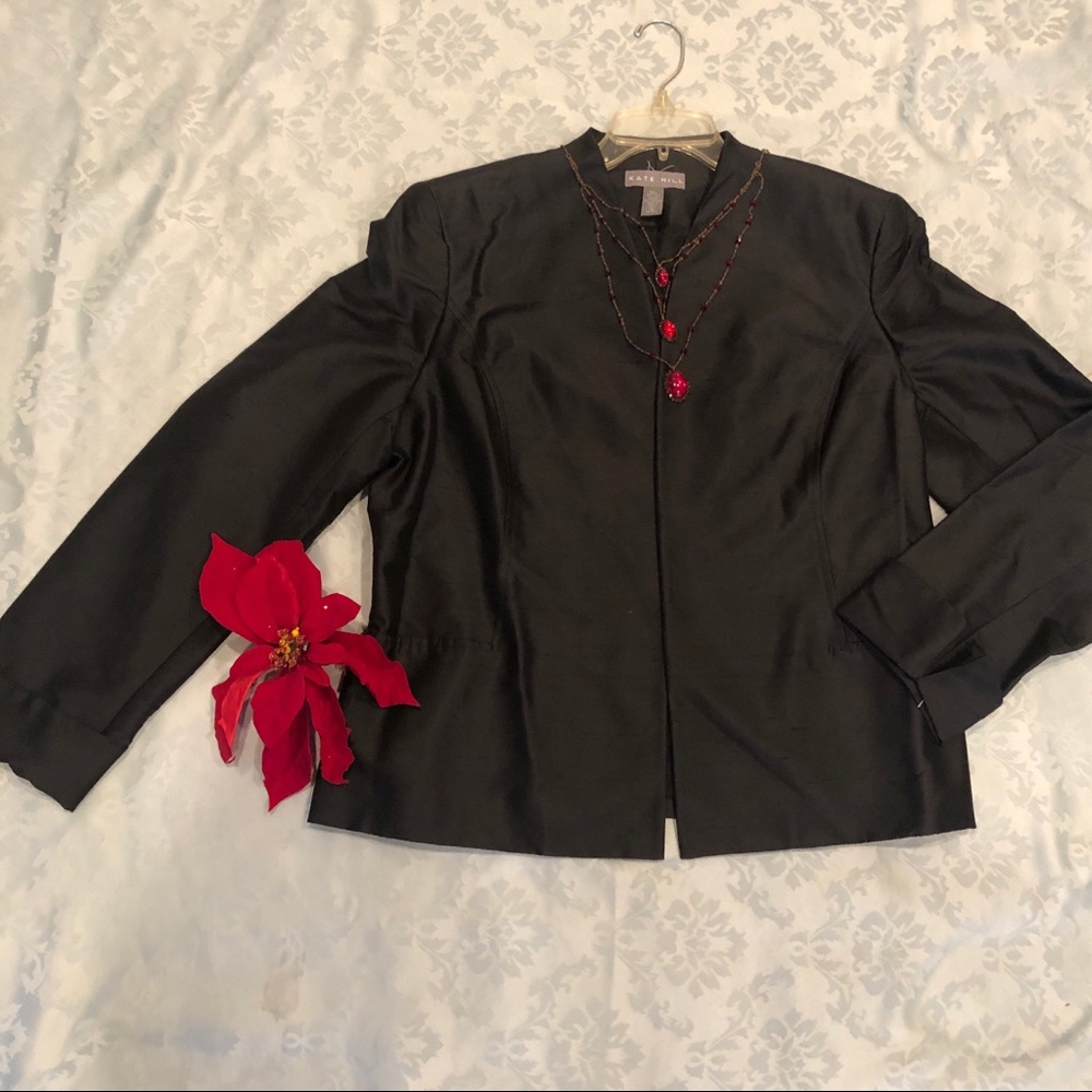 NWOT! Kate Hill black silk shaped jacket blazer